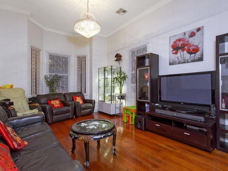 18 Locke Street, New Farm QLD 4005