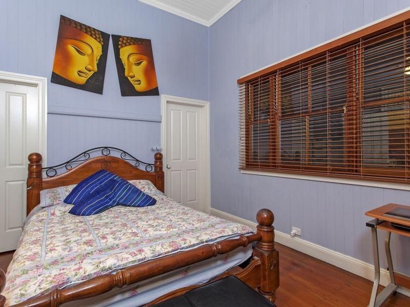 18 Locke Street, New Farm QLD 4005