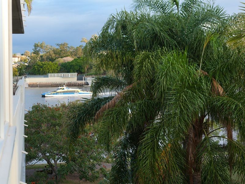 15/128 Oxlade Drive, New Farm QLD 4005