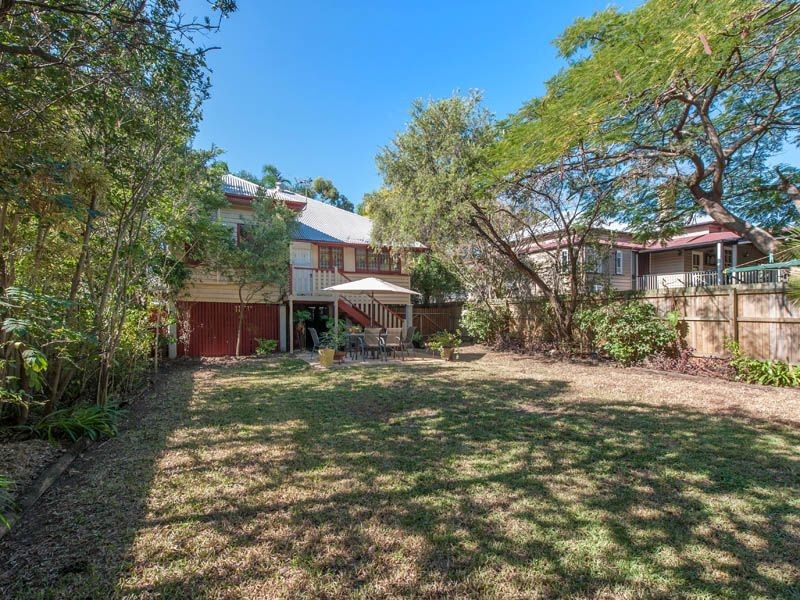 34 Nudgee Road, Hamilton QLD 4007