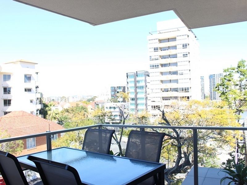 20/75 Barker Street, New Farm QLD 4005