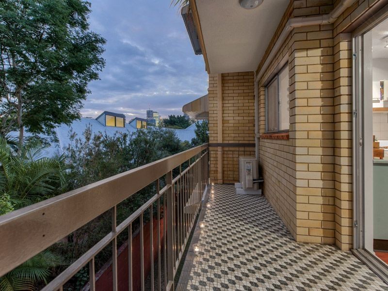 4/95 Oxlade Drive, New Farm QLD 4005