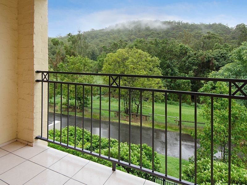 26 Pender Street, The Gap QLD 4061