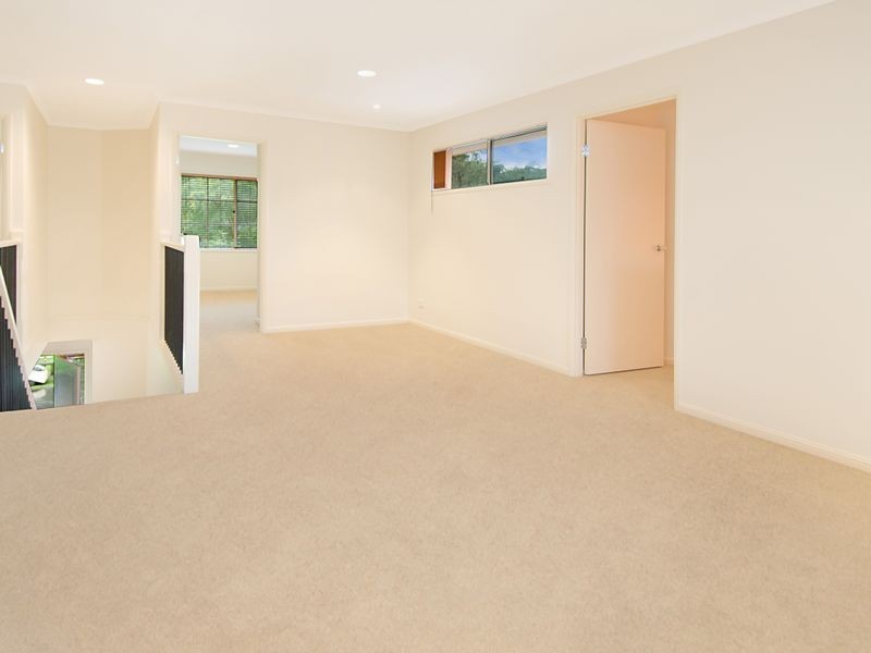 26 Pender Street, The Gap QLD 4061