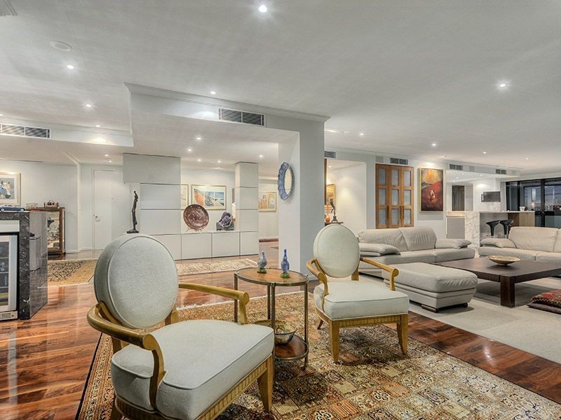 10/241 Wellington Road, East Brisbane QLD 4169