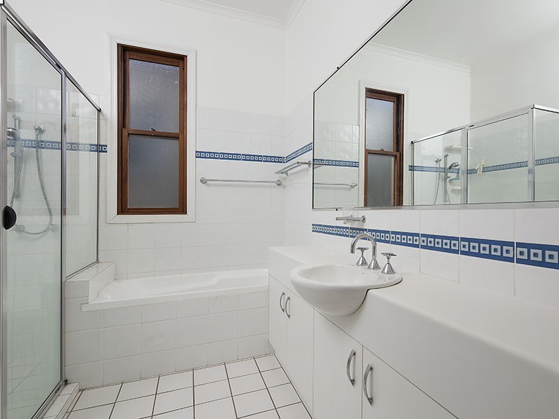 13 Terrace Street, New Farm QLD 4005