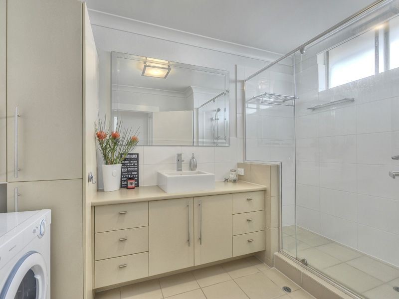 4/34 Dutton Street, Hawthorne QLD 4171