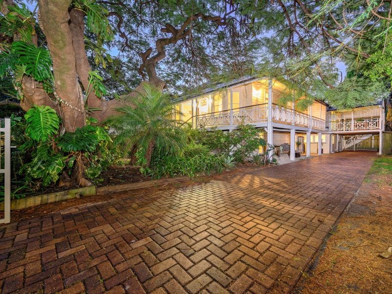 74 Adelaide Street, Clayfield QLD 4011