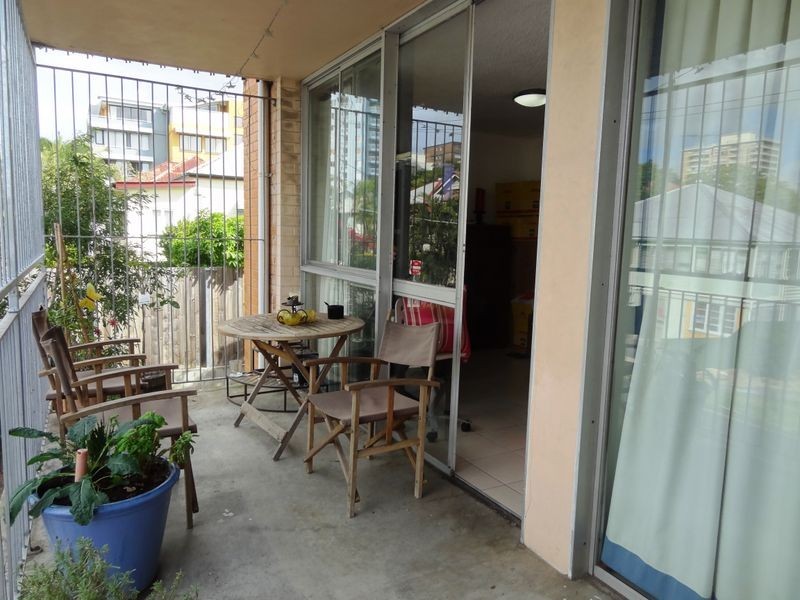 2/593 Brunswick Street, New Farm QLD 4005