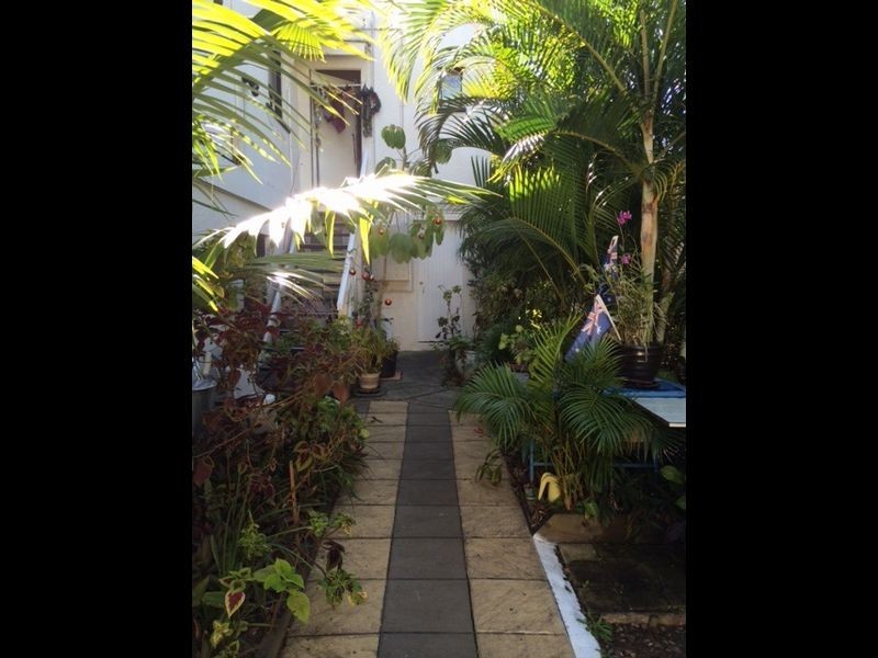 1/133 Merthyr Road, New Farm QLD 4005