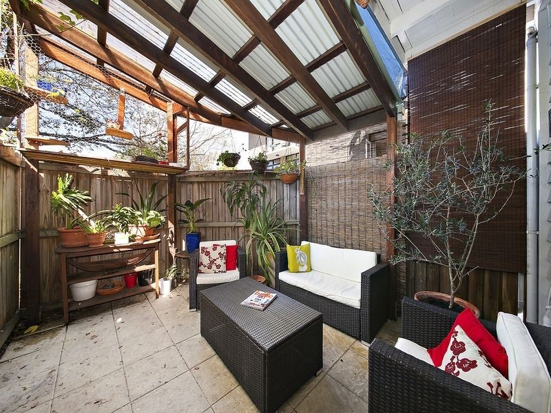 2/147 Merthyr Road, New Farm QLD 4005