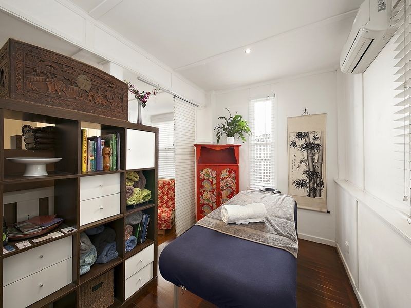 2/147 Merthyr Road, New Farm QLD 4005