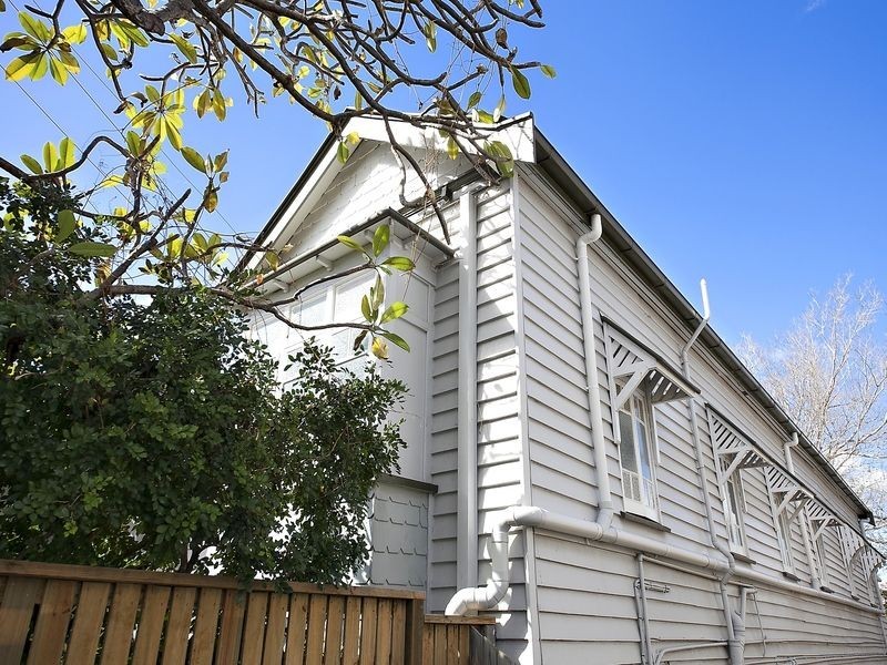 2/147 Merthyr Road, New Farm QLD 4005