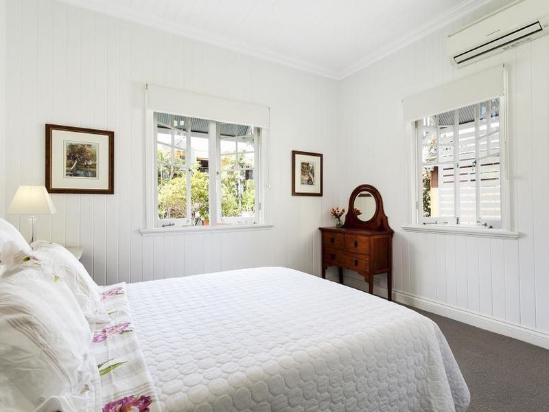 25 Hazlewood Street, New Farm QLD 4005