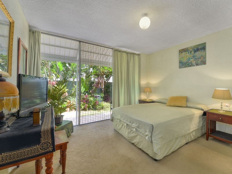 1/8 Comus Avenue, Ascot QLD 4007