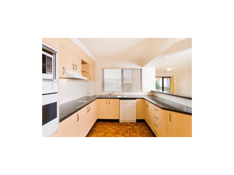 30/19 Dixon Street, New Farm QLD 4005