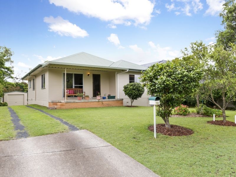 18 Ormuz Road, Yeronga QLD 4104