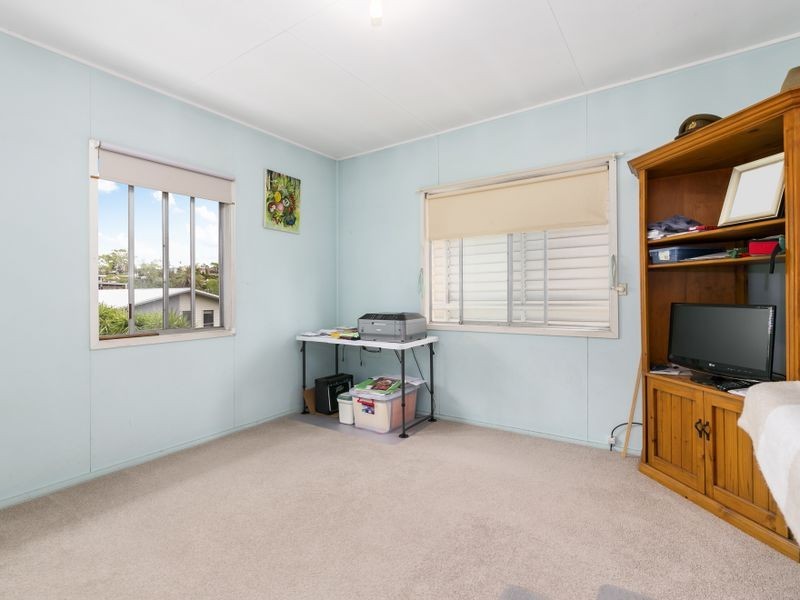 18 Ormuz Road, Yeronga QLD 4104