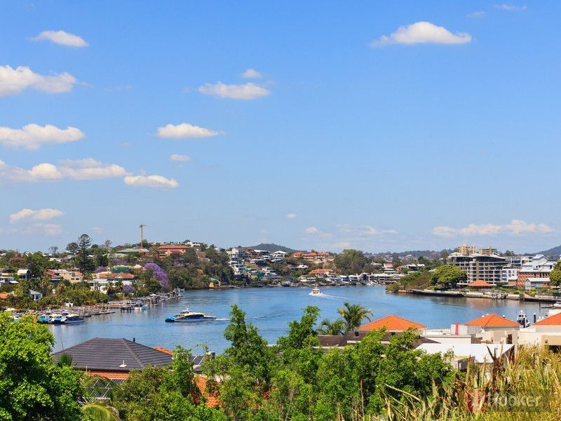 25 Walker Avenue, Teneriffe QLD 4005