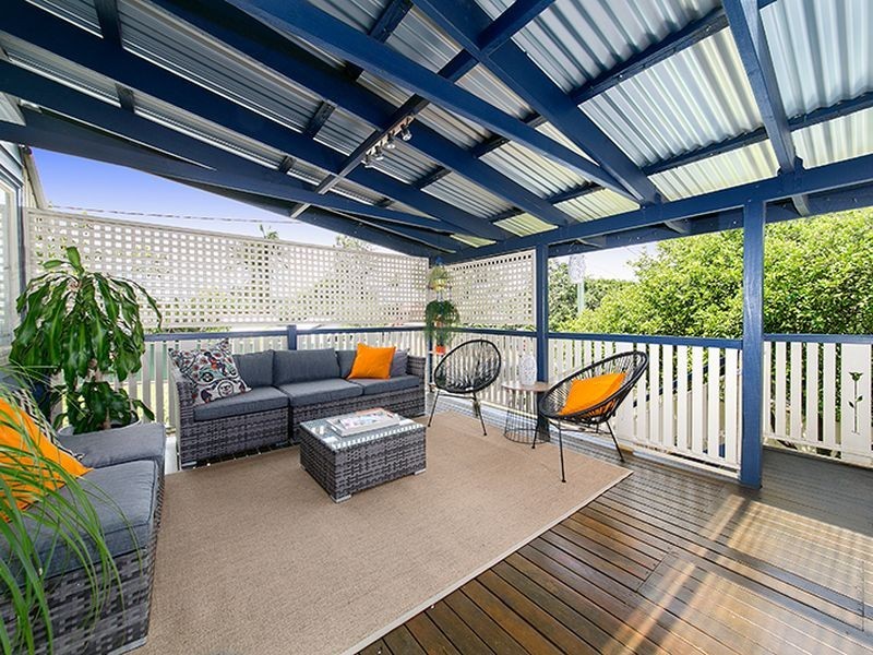 29 Livingstone Street, Yeerongpilly QLD 4105