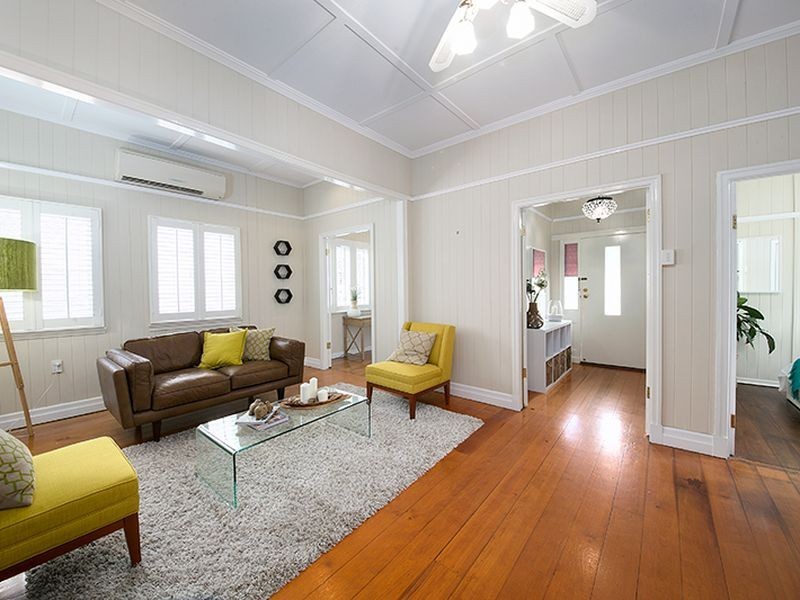 29 Livingstone Street, Yeerongpilly QLD 4105