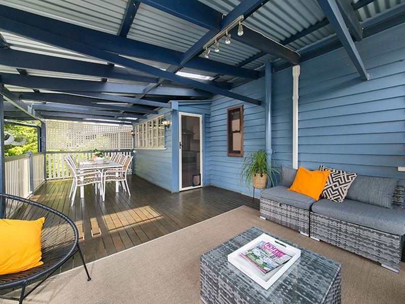 29 Livingstone Street, Yeerongpilly QLD 4105