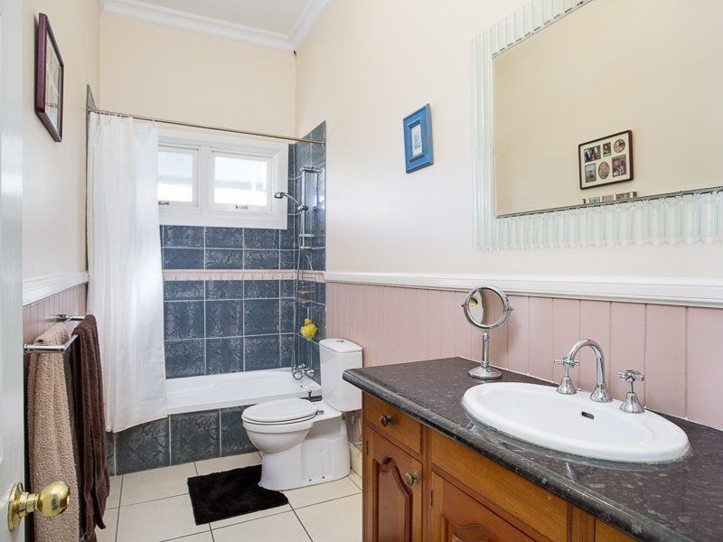 3 Kingsley Parade, Yeronga QLD 4104