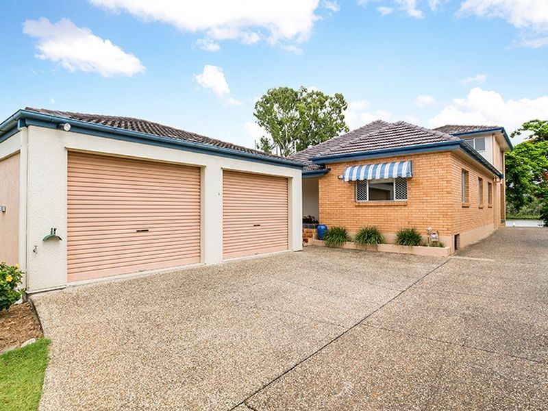 81 Brisbane Corso, Fairfield QLD 4103