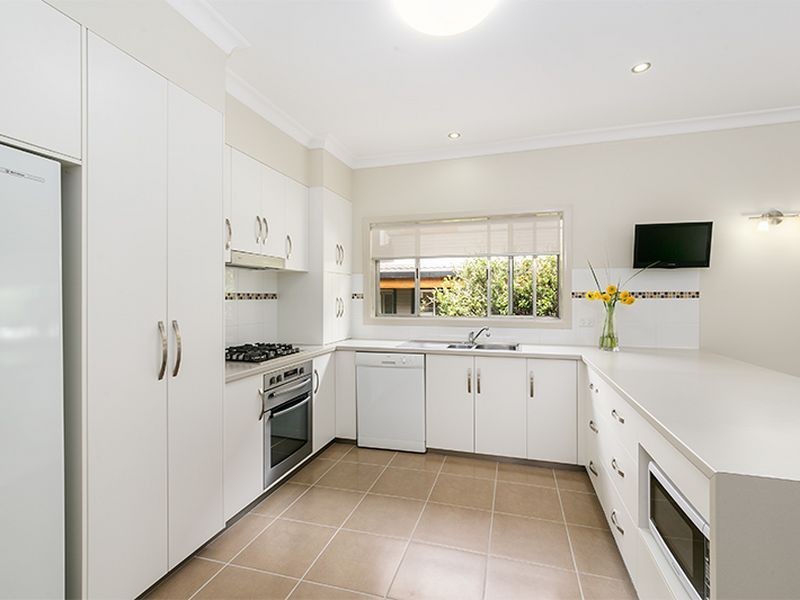 81 Brisbane Corso, Fairfield QLD 4103