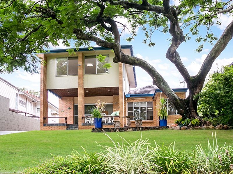81 Brisbane Corso, Fairfield QLD 4103