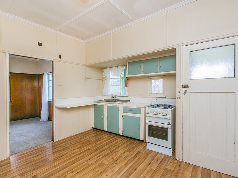 16 Woodlea Street, Moorooka QLD 4105