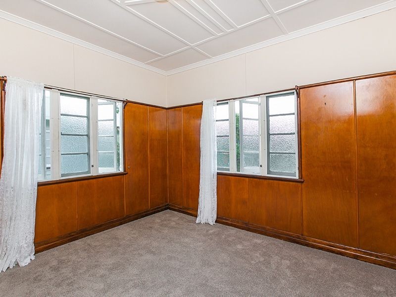 16 Woodlea Street, Moorooka QLD 4105