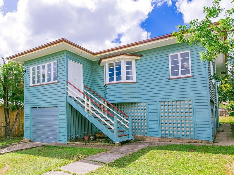 16 Woodlea Street, Moorooka QLD 4105