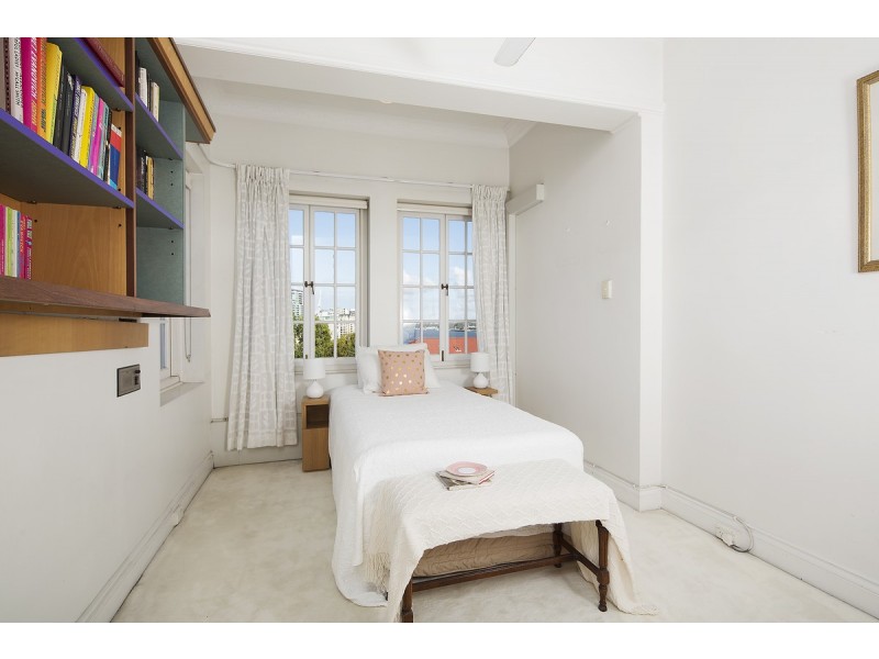 84 Markwell Street, Hamilton QLD 4007