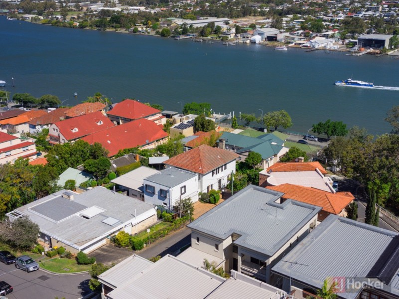 84 Markwell Street, Hamilton QLD 4007