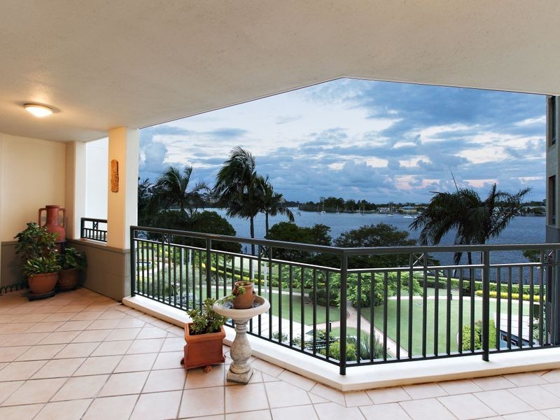 304/53a Newstead Terrace, Newstead QLD 4006