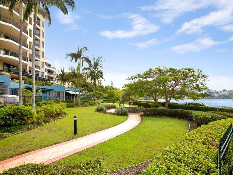 304/53a Newstead Terrace, Newstead QLD 4006