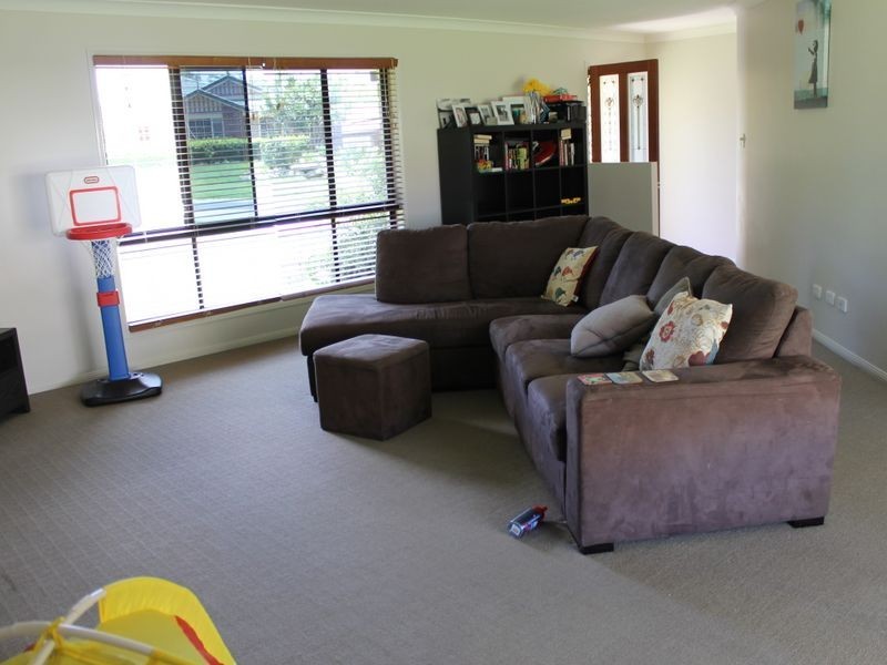 13 Montclare Court, Cashmere QLD 4500