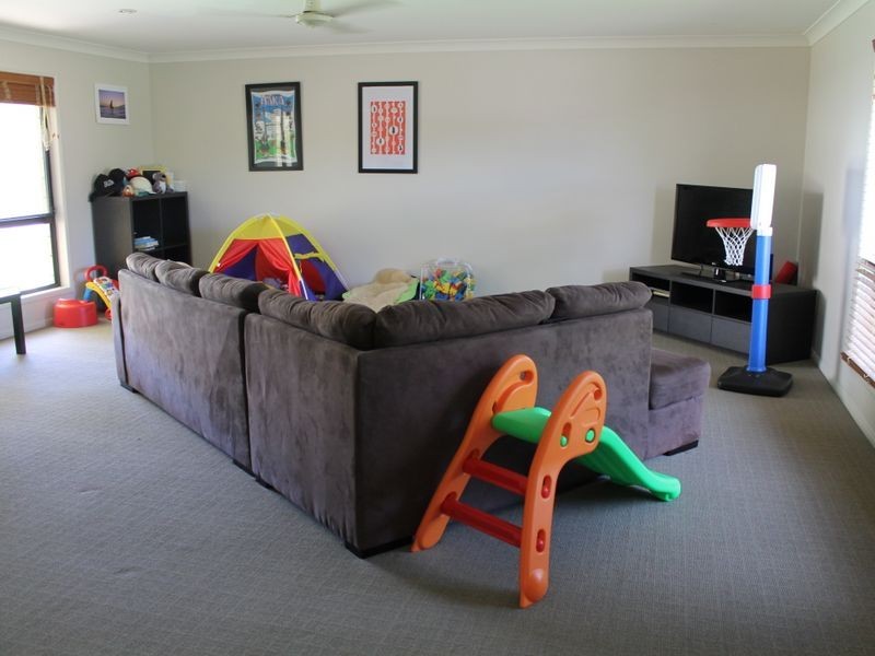 13 Montclare Court, Cashmere QLD 4500