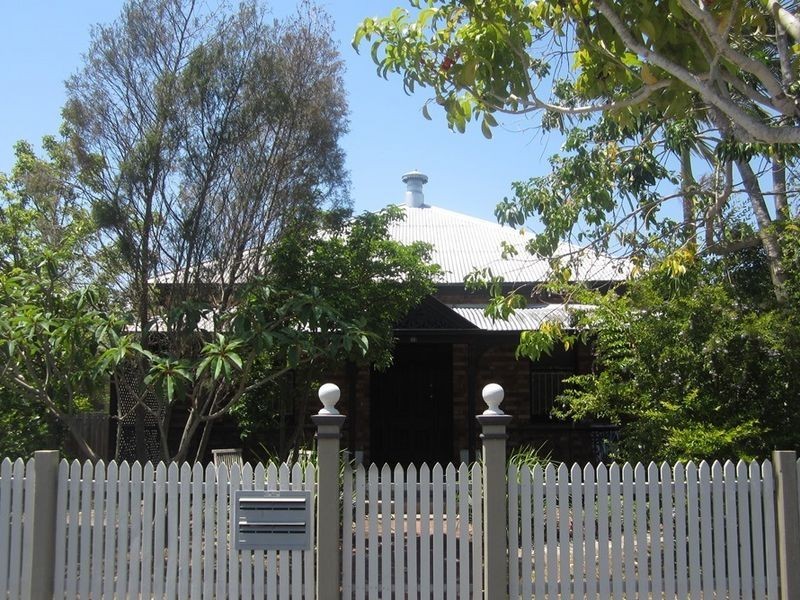 3/53 Merthyr Road, New Farm QLD 4005