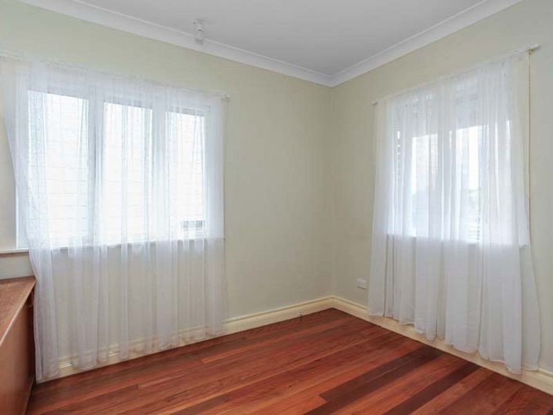 3 Rowland Street, Coorparoo QLD 4151