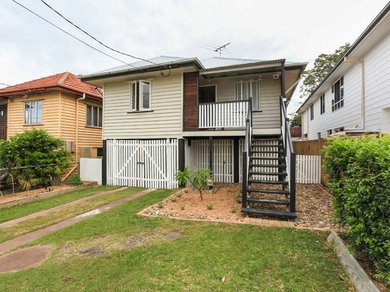 3 Rowland Street, Coorparoo QLD 4151