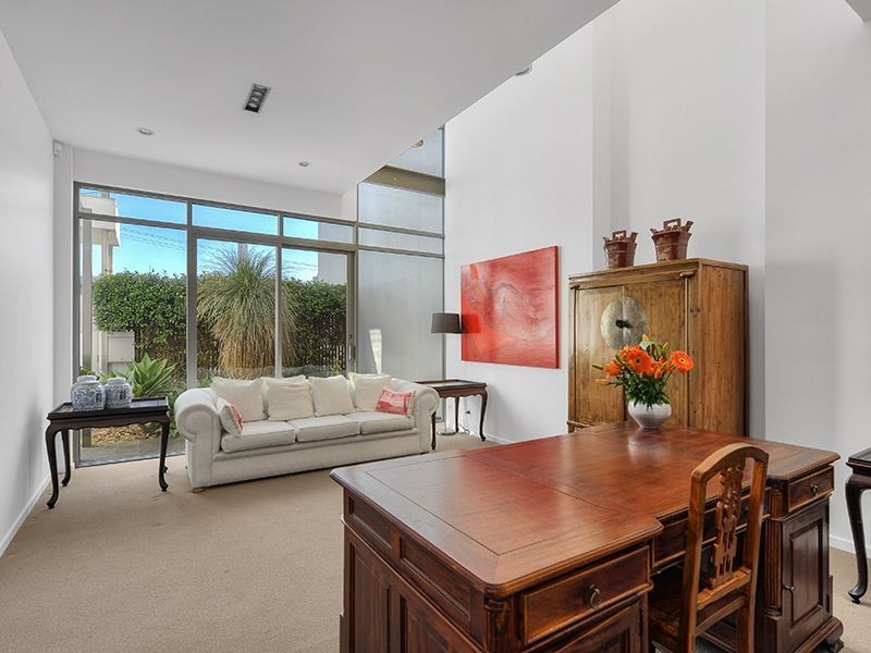 15 Proe Street, Newstead QLD 4006