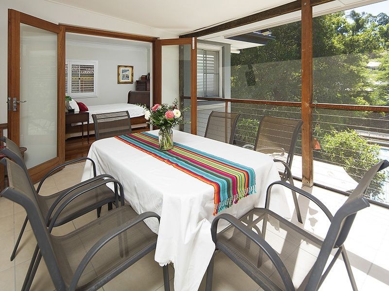 152 Highland Terrace, St Lucia QLD 4067