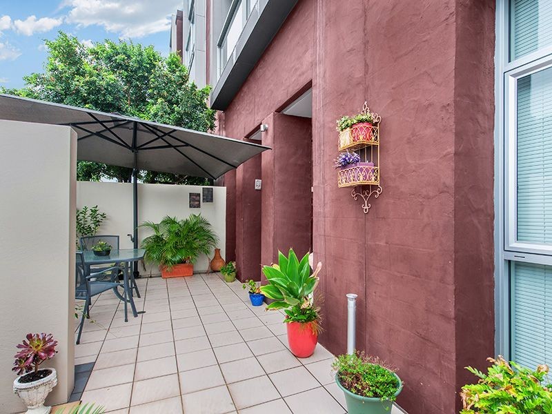 G08/38 Skyring Terrace, Teneriffe QLD 4005