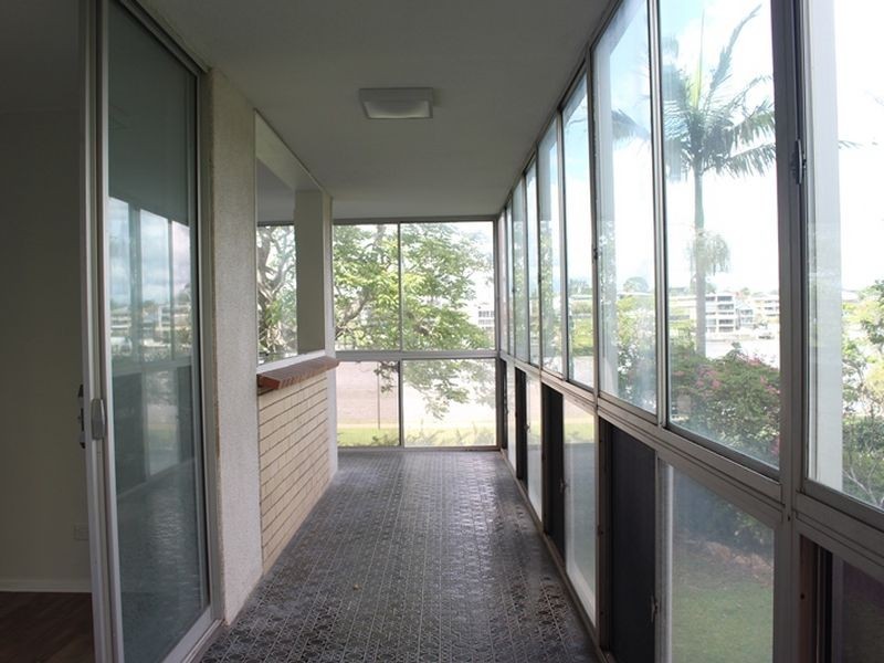 2/102 Oxlade Drive, New Farm QLD 4005