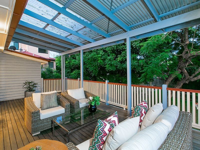 10 Stevens Street, Yeronga QLD 4104