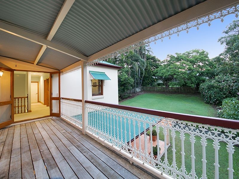 20 Grimes Street, Yeronga QLD 4104