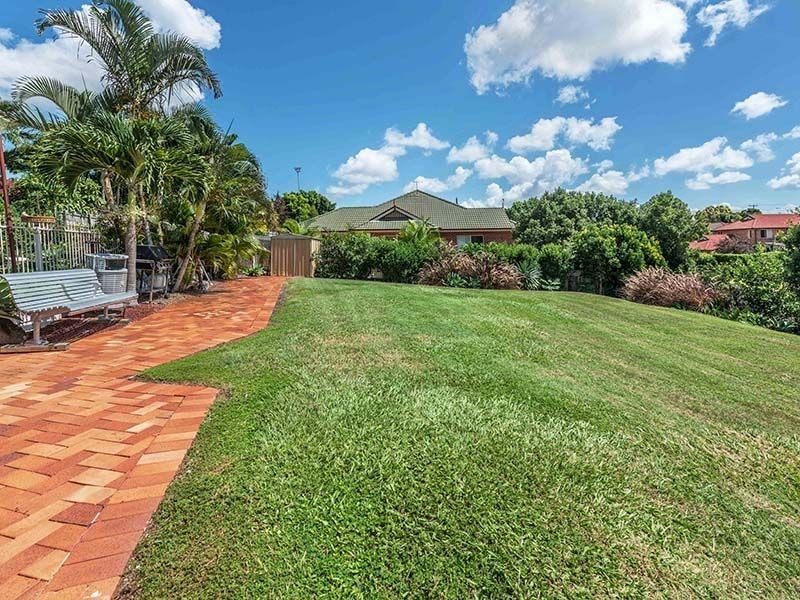 6 Castle Hill Drive, Murrumba Downs QLD 4503