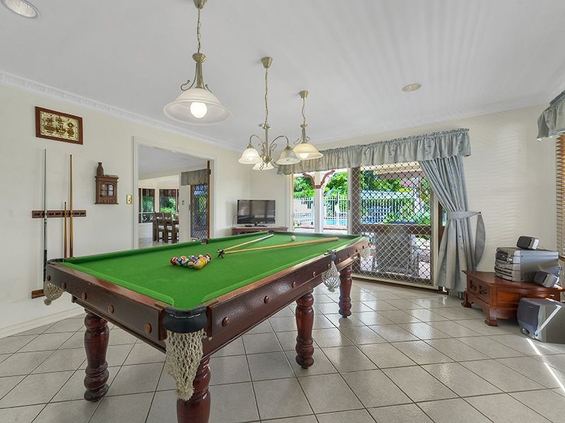 6 Castle Hill Drive, Murrumba Downs QLD 4503